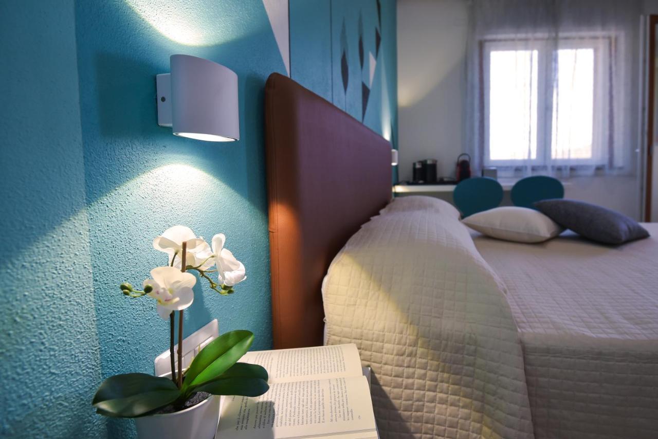 Vicocolli Rooms Muravera Ngoại thất bức ảnh